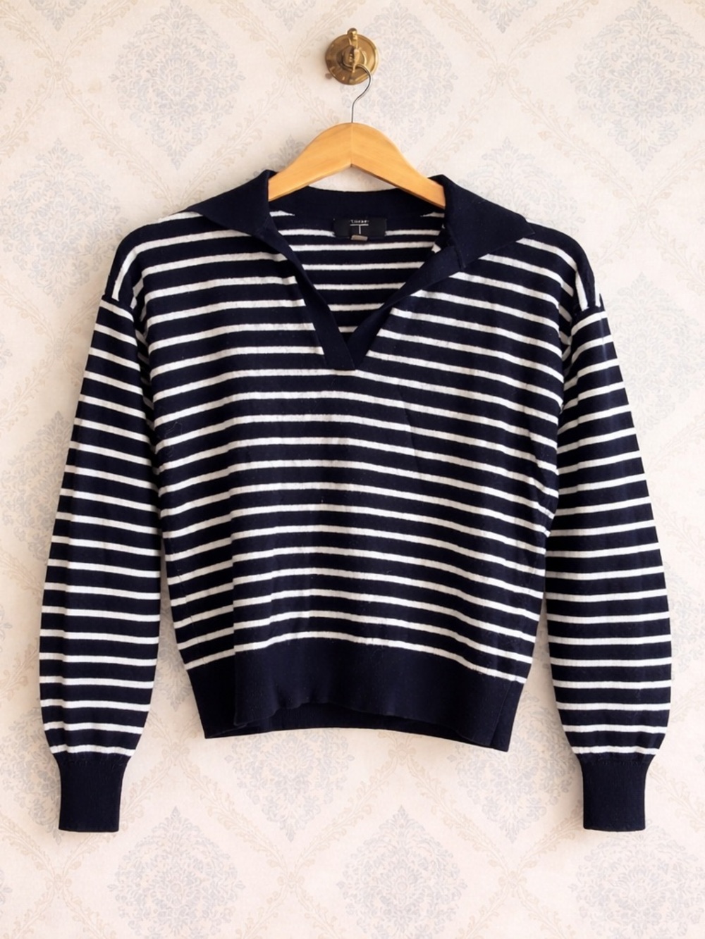 Tahari Navy & White Striped Sweater M
